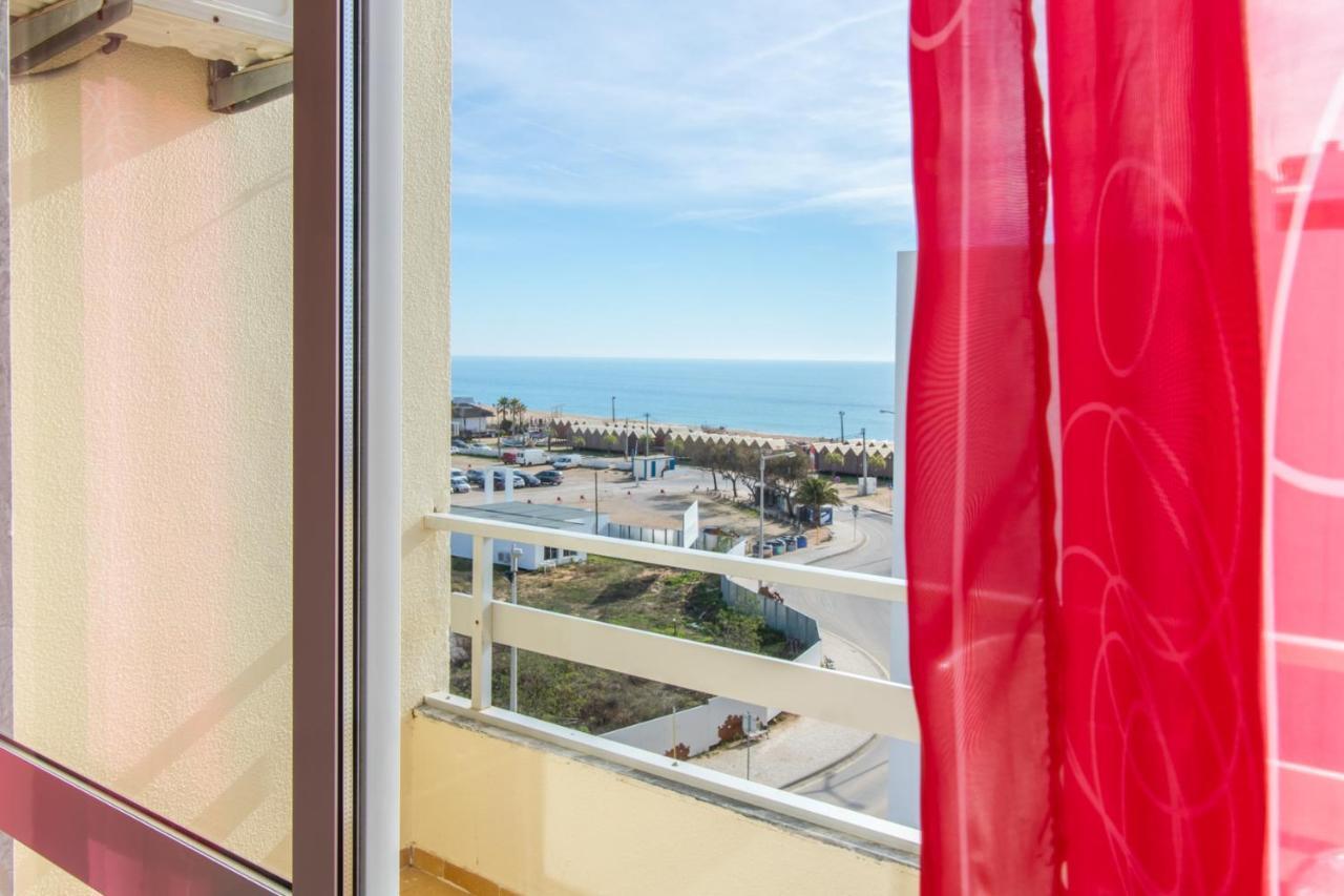 Apartamento Com Vista Mar A 100 Metros Da Praia *
